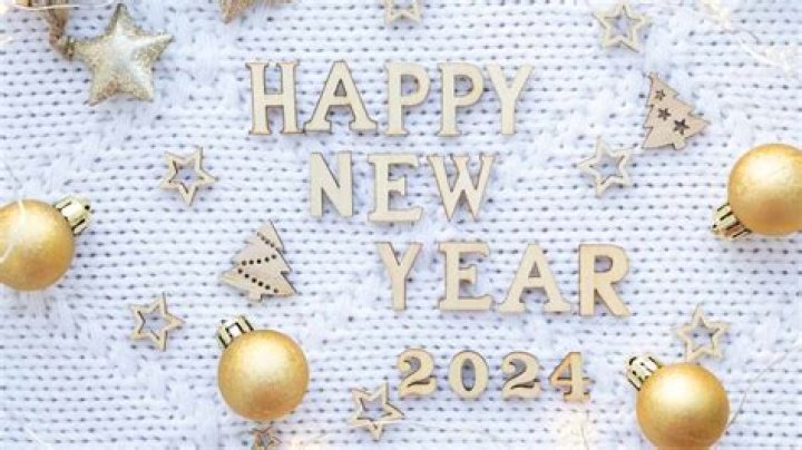 72 Happy New Year Wishes for Friends and Family 2024