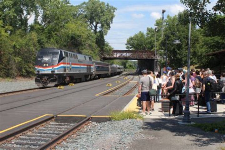 Amtrak service resumes between New York and Albany; some delays expected through Saturday
