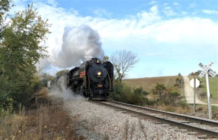 Chinese-built 2-10-2 makes last runs in Iowa before entering storage