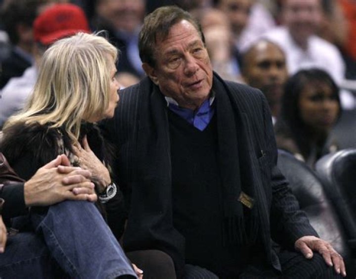 Floyd Mayweather Jr. discusses L.A. Clippers owner Donald Sterling