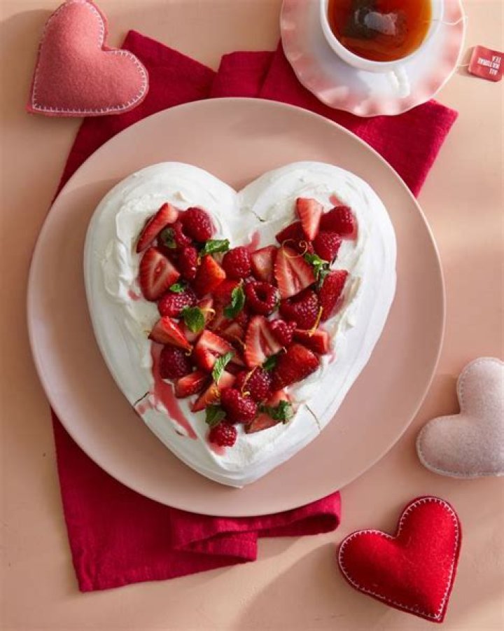 Heart-Shaped Pavlova Recipe