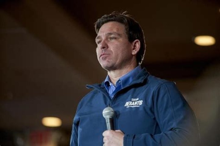 How does Ron DeSantis dropping out change the Republican primary?