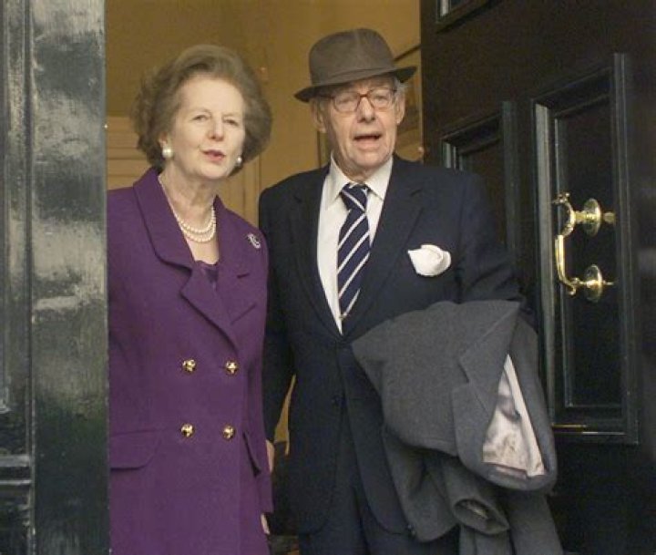 Milestones: Denis Thatcher dies - TIME