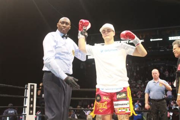 Vito Mielnicki Jr. scores one-punch KO of Salim Larbi at Prudential Center