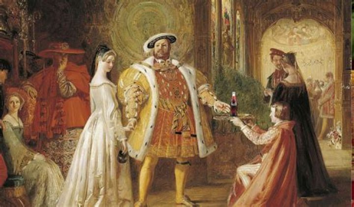 What happened to Anne Boleyn? What's the Henry VIII wives rhyme?
